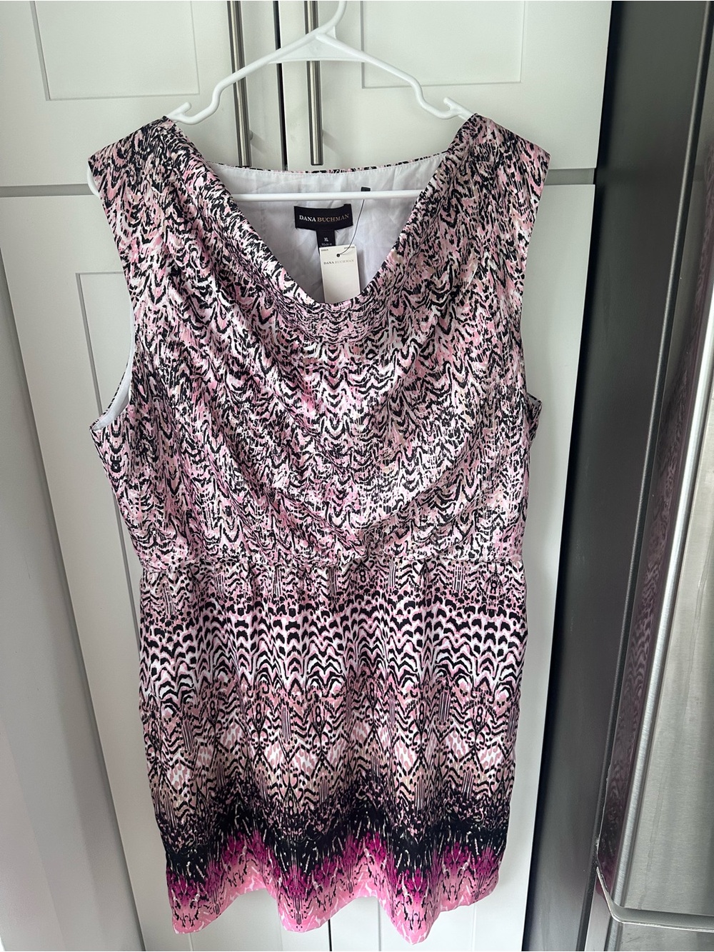 Dana Buchman Pink and‎ Black Patterned Sleeveless Shell